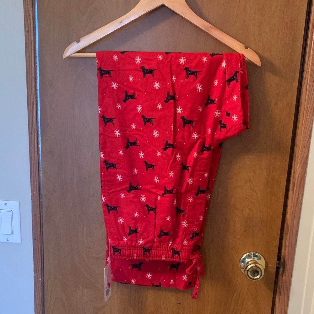 Crown & Ivy Red Pajama Pants with Black Dog Print
